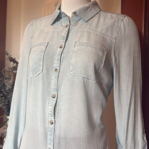 NWT FDJ size xsmall Light Blue Button-Up Shirt